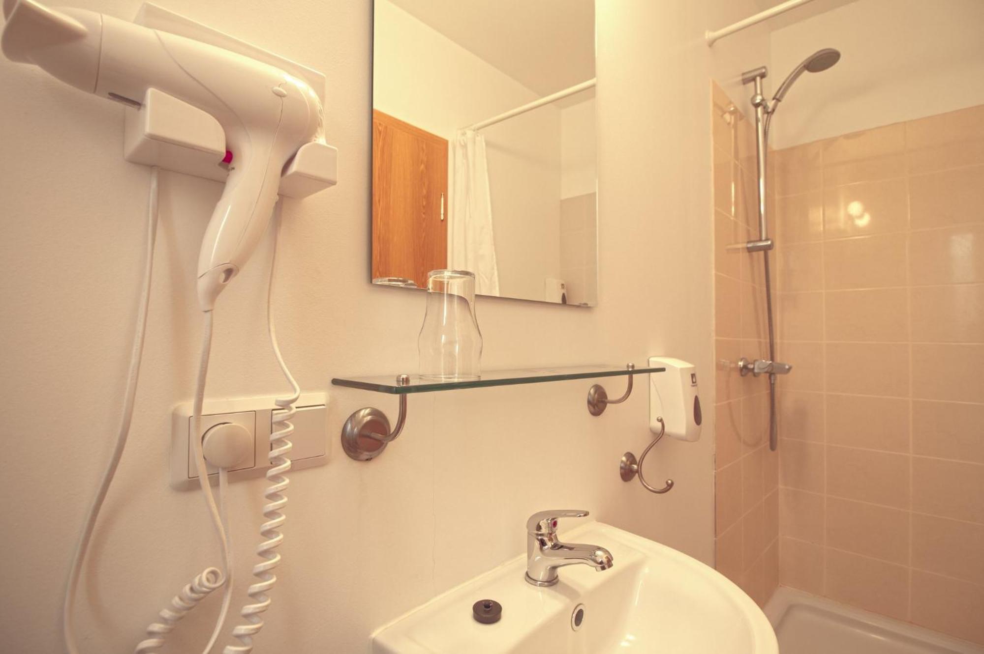 Hotel Post Breiðdalsvík Dış mekan fotoğraf
